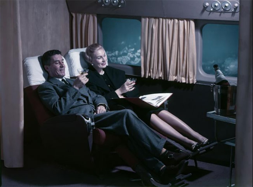 El desayuno en la cama: ¿cómo fue la primera clase de Air France de la aerolínea en 1957 El desayuno en la cama: ¿cómo fue la primera clase de Air France de la aerolínea en 1957