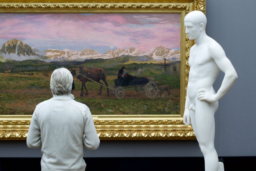 El proyecto "Personas que coinciden con obras de arte" el fotógrafo Austríaco Stefan Dragana El proyecto "Personas que coinciden con obras de arte" el fotógrafo Austríaco Stefan Dragana