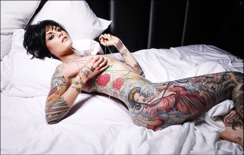 El tatuaje como arte: chicas pintadas de forma impresionante