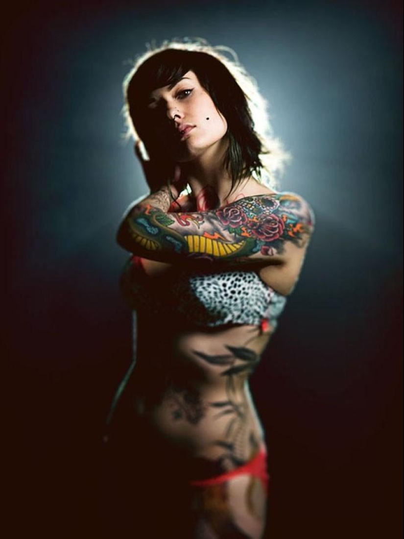 El tatuaje como arte: chicas pintadas de forma impresionante