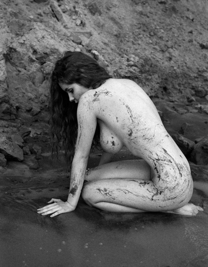 Erotic female portraits by artist Ron Schwerin Erotic female portraits by artist Ron Schwerin