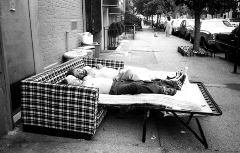 Esta ciudad nunca duerme: el jugo mismo de las calles de Nueva York de finales del siglo XX Esta ciudad nunca duerme: el jugo mismo de las calles de Nueva York de finales del siglo XX