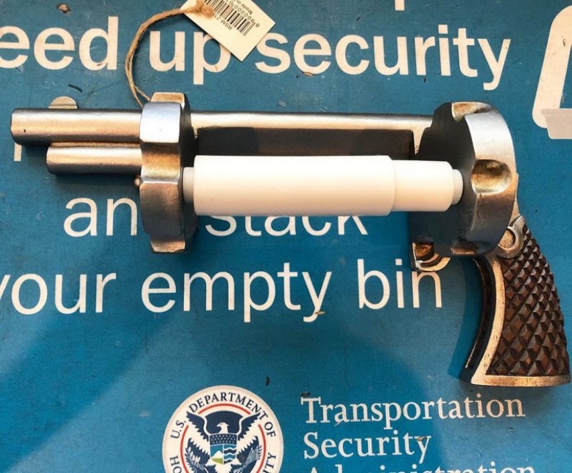 Esta colección de artículos incautados a los pasajeros aéreos por la TSA le alegrará el día