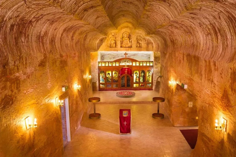 Exiles of the Sun: about the town of Coober Pedy, where people live underground Exiles of the Sun: about the town of Coober Pedy, where people live underground