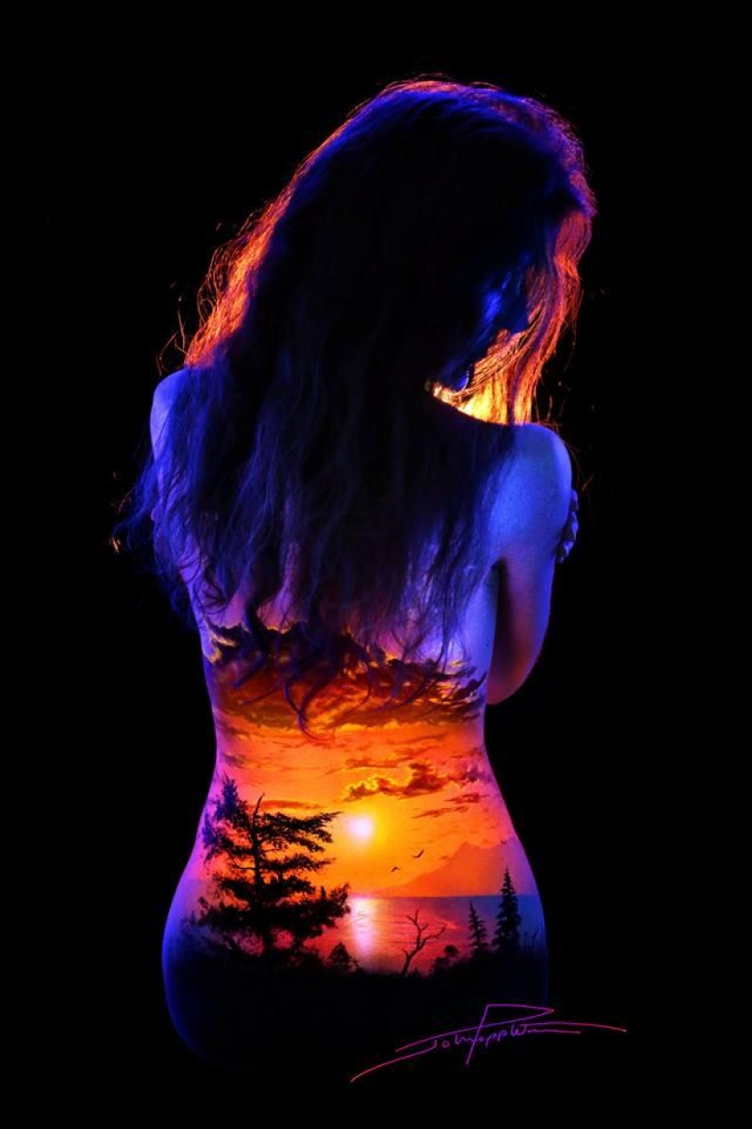 Fabulous landscapes on the bodies of girls Fabulous landscapes on the bodies of girls