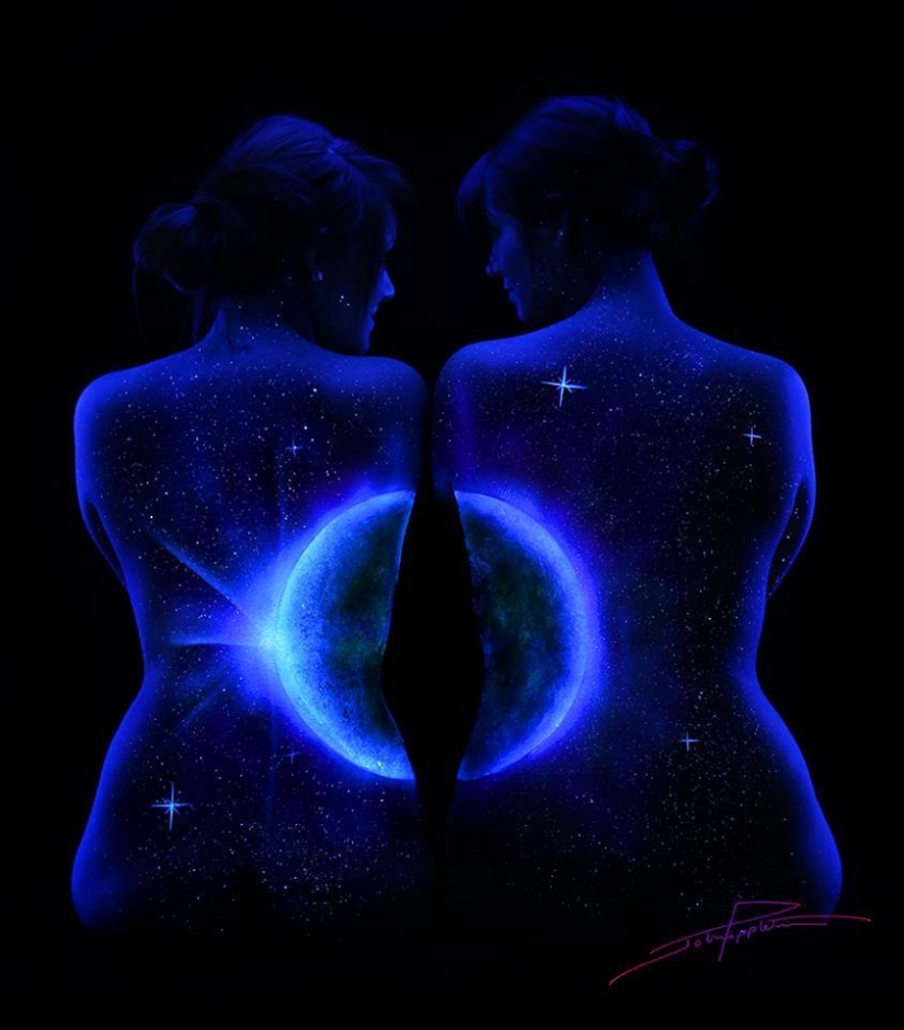 Fabulous landscapes on the bodies of girls Fabulous landscapes on the bodies of girls