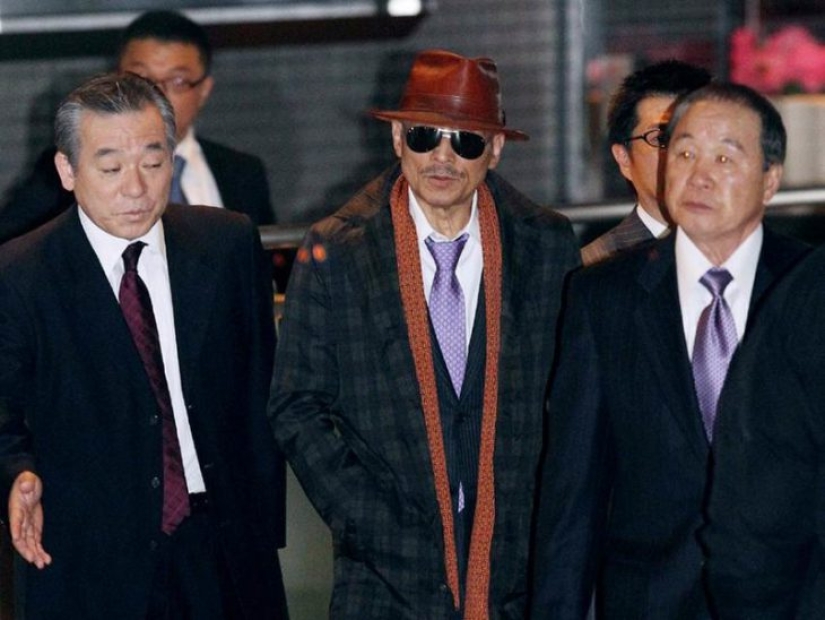 Female face of the Yakuza, or That you didn't know about the Japanese mafia