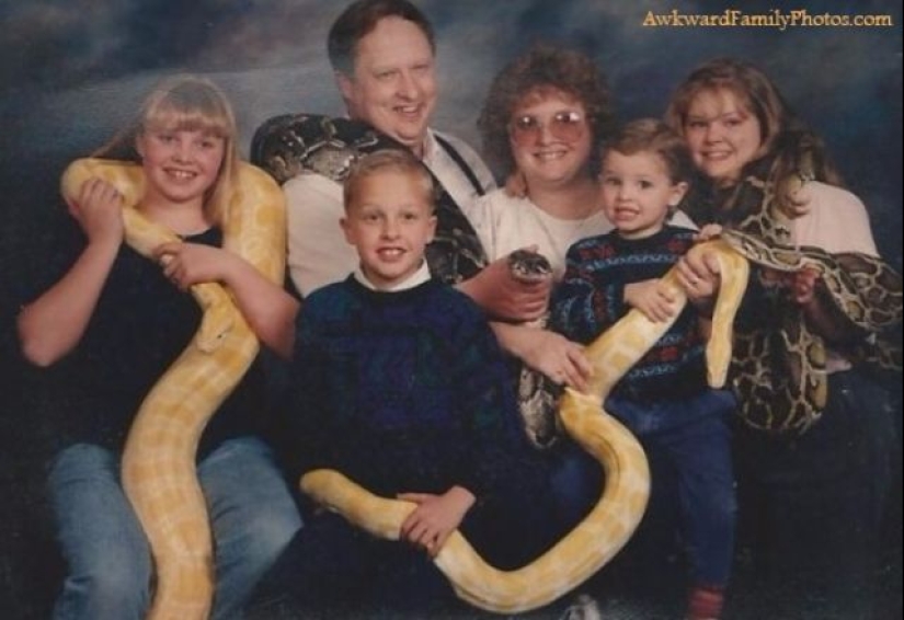 Fotos familiares muy extrañas con mascotas Fotos familiares muy extrañas con mascotas