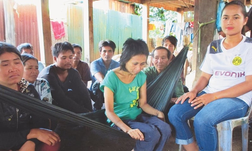 Found in the Jungle: The sad story of a Cambodian Mowgli woman Found in the Jungle: The sad story of a Cambodian Mowgli woman