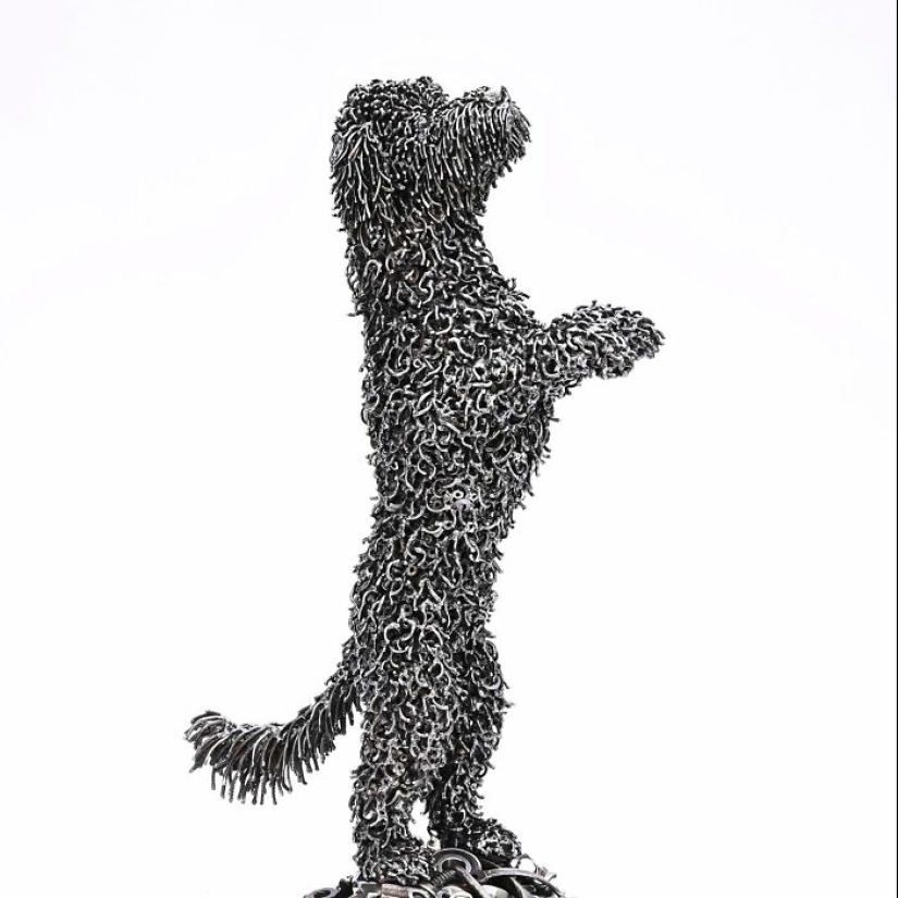 From Scrap To Sculptures: 15 Impressive Works Of Art Made By This Artist From Scrap To Sculptures: 15 Impressive Works Of Art Made By This Artist