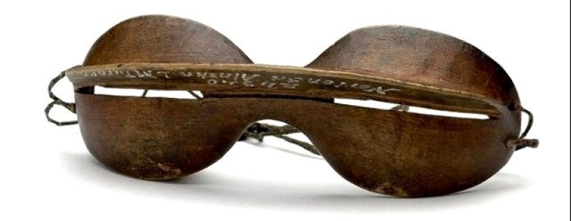 Gafas de nieve de los pueblos del Norte, conocidas desde hace varios miles de años Gafas de nieve de los pueblos del Norte, conocidas desde hace varios miles de años