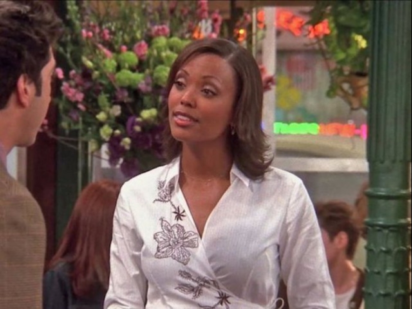 Gary Oldman, Julia Roberts and 28 other celebrities we don't remember from the TV series "Friends", and they are there Gary Oldman, Julia Roberts and 28 other celebrities we don't remember from the TV series "Friends", and they are there