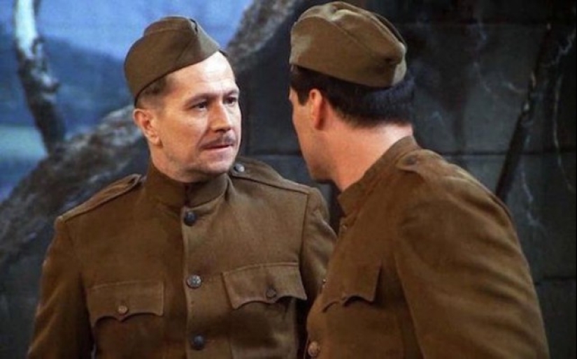 Gary Oldman, Julia Roberts and 28 other celebrities we don't remember from the TV series "Friends", and they are there Gary Oldman, Julia Roberts and 28 other celebrities we don't remember from the TV series "Friends", and they are there