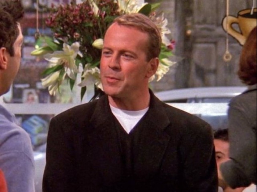Gary Oldman, Julia Roberts and 28 other celebrities we don't remember from the TV series "Friends", and they are there Gary Oldman, Julia Roberts and 28 other celebrities we don't remember from the TV series "Friends", and they are there
