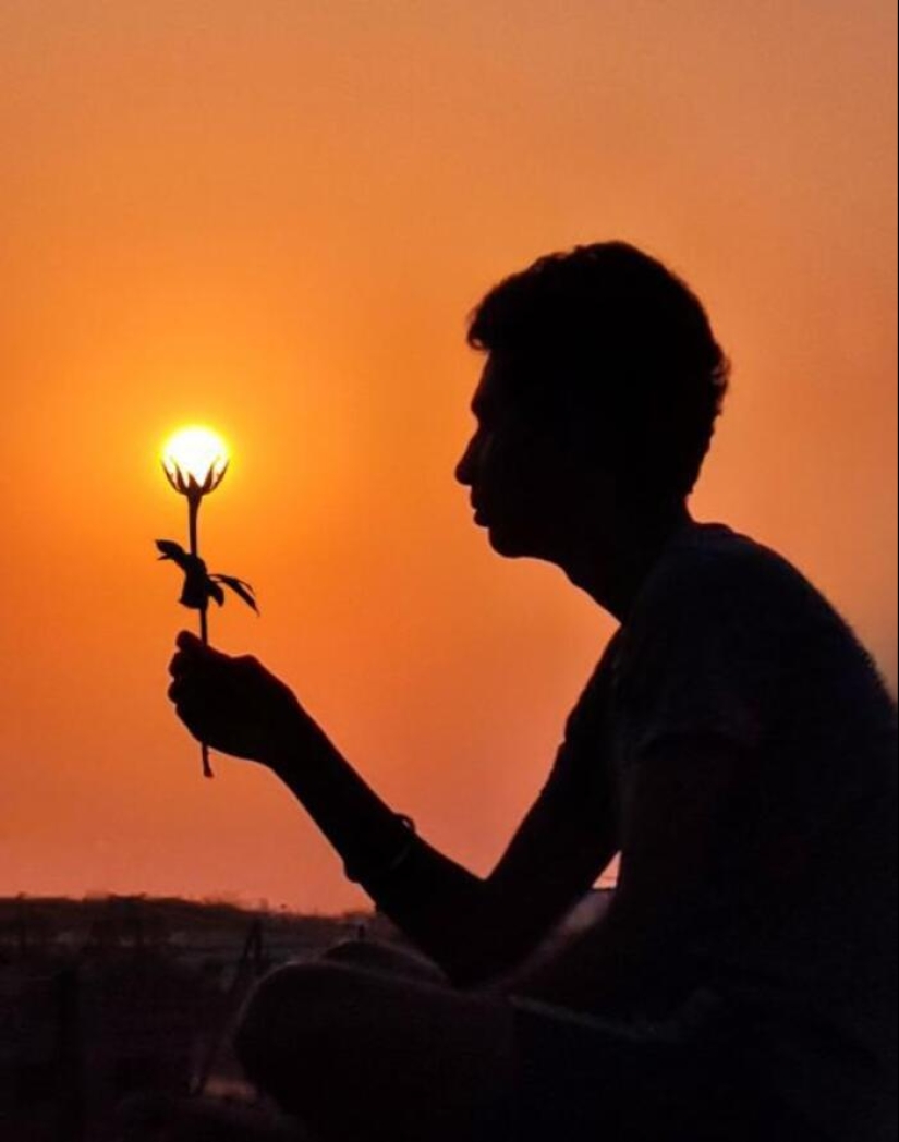Golden Hour Gems: Aaditya Bhat’s Stunning Sunset Photo Stories