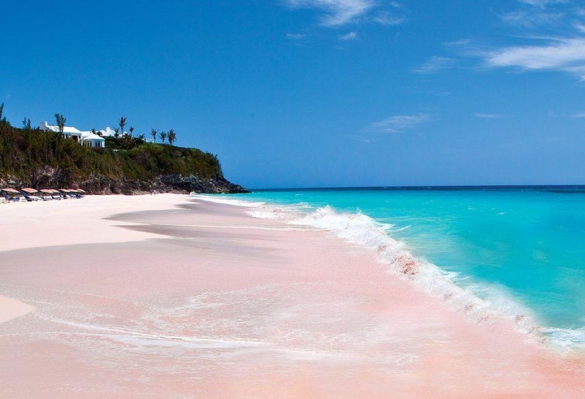 Gulpiyuri and 15 of the most unusual beaches of the world