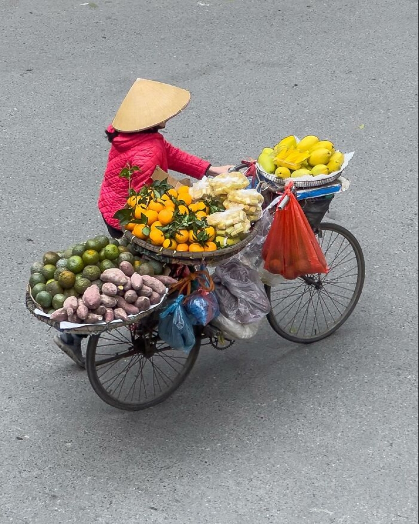 Hanoi desde arriba: retratos aéreos de vendedores de fruta realizados por Trung Dong Hanoi desde arriba: retratos aéreos de vendedores de fruta realizados por Trung Dong