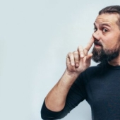He picked his nose — he remained a fool: an unpleasant habit can lead to dementia He picked his nose — he remained a fool: an unpleasant habit can lead to dementia