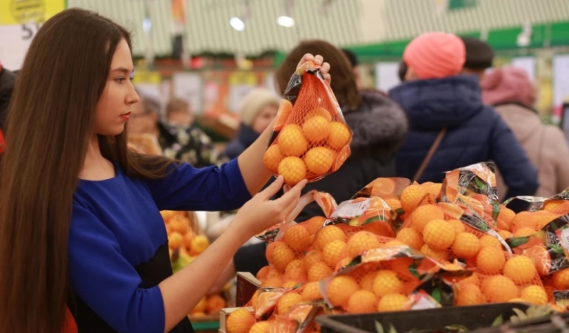 How else can you tell in a store whether tangerines have seeds or not? How else can you tell in a store whether tangerines have seeds or not?