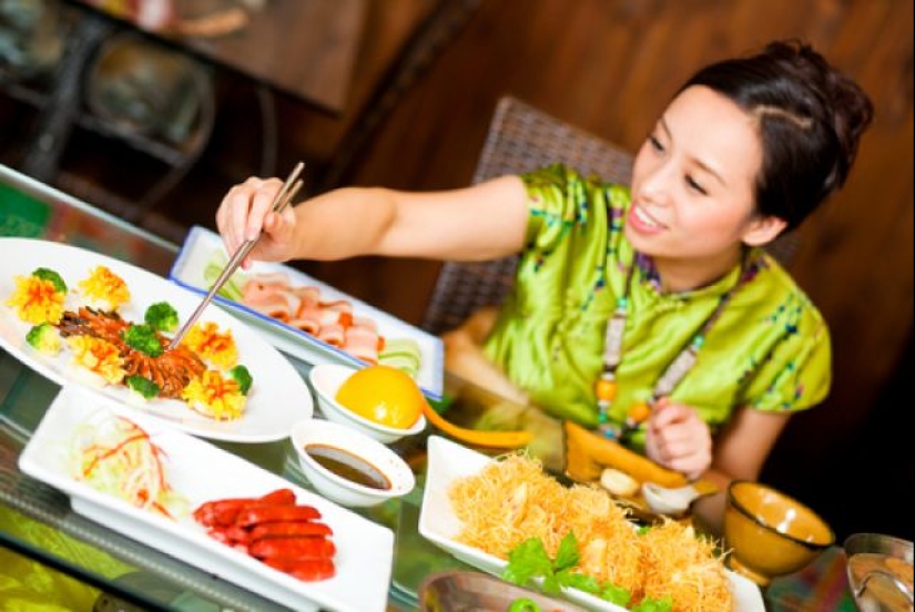 How Koreans take care of their health. It's effective, but a little weird How Koreans take care of their health. It's effective, but a little weird