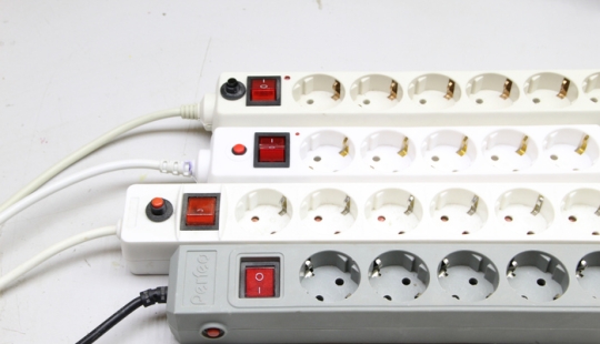 How not to make a damn fire: a detailed and understandable educational program on extension cords How not to make a damn fire: a detailed and understandable educational program on extension cords