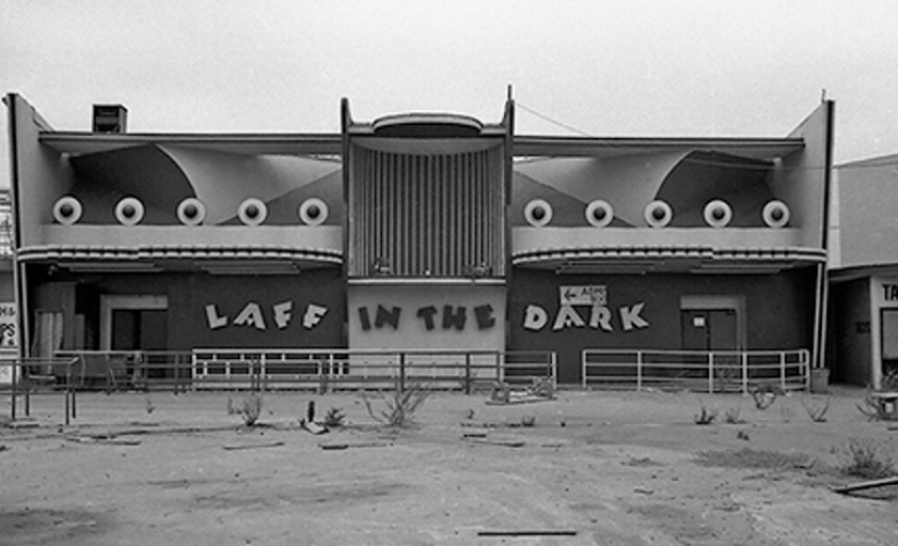 How the corpse of a bandit from the Wild West worked as a scarecrow in a modern amusement park
