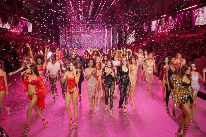 How the long-awaited Victoria's Secret 2024 show went How the long-awaited Victoria's Secret 2024 show went