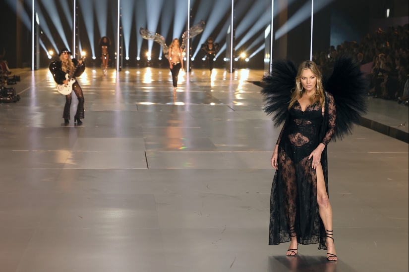 How the long-awaited Victoria's Secret 2024 show went How the long-awaited Victoria's Secret 2024 show went