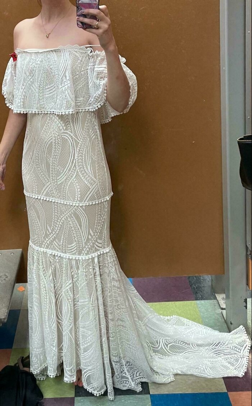 “I Found My Holy Grail”: 14 Thrift Store Finds So Good, They Had To Be Bragged About
