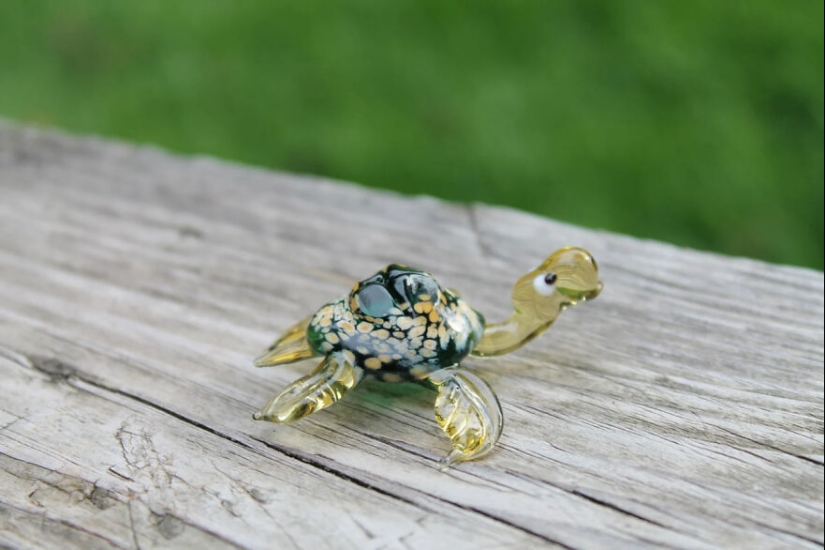 I Made Cute Glass Turtle Figurines In Different Colors I Made Cute Glass Turtle Figurines In Different Colors
