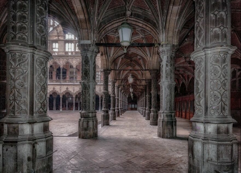 I Photographed An Abandoned Building From The The 15th-Century