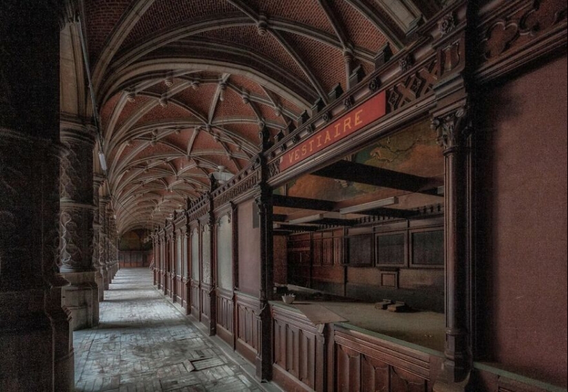 I Photographed An Abandoned Building From The The 15th-Century
