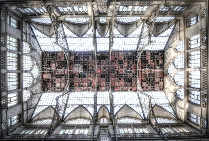 I Photographed An Abandoned Building From The The 15th-Century