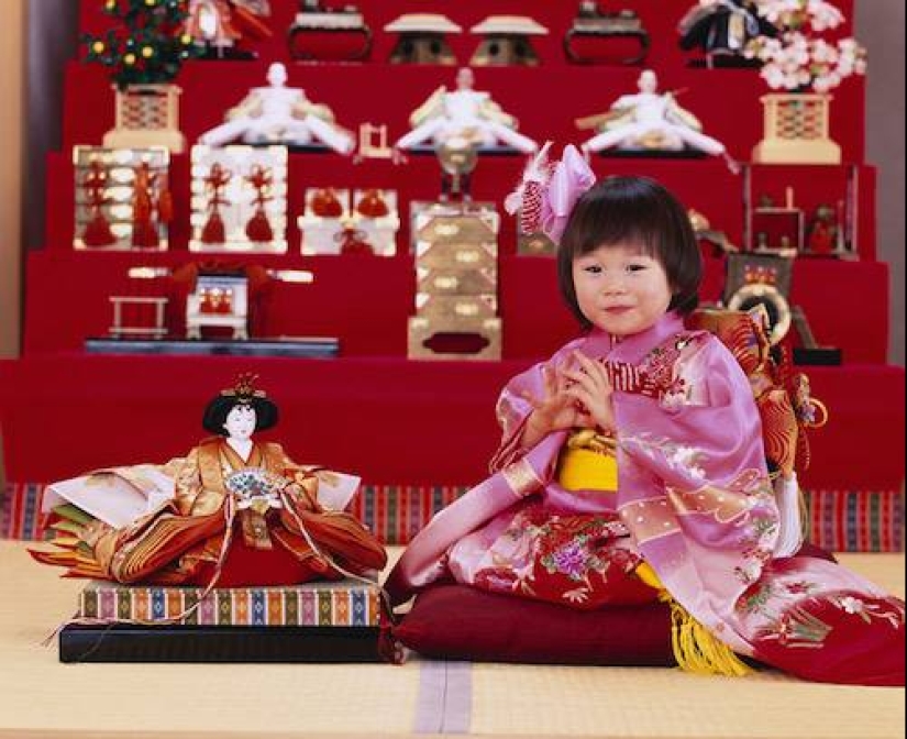 In Japan celebrate girls Hina Matsuri In Japan celebrate girls Hina Matsuri