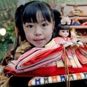 In Japan celebrate girls Hina Matsuri In Japan celebrate girls Hina Matsuri