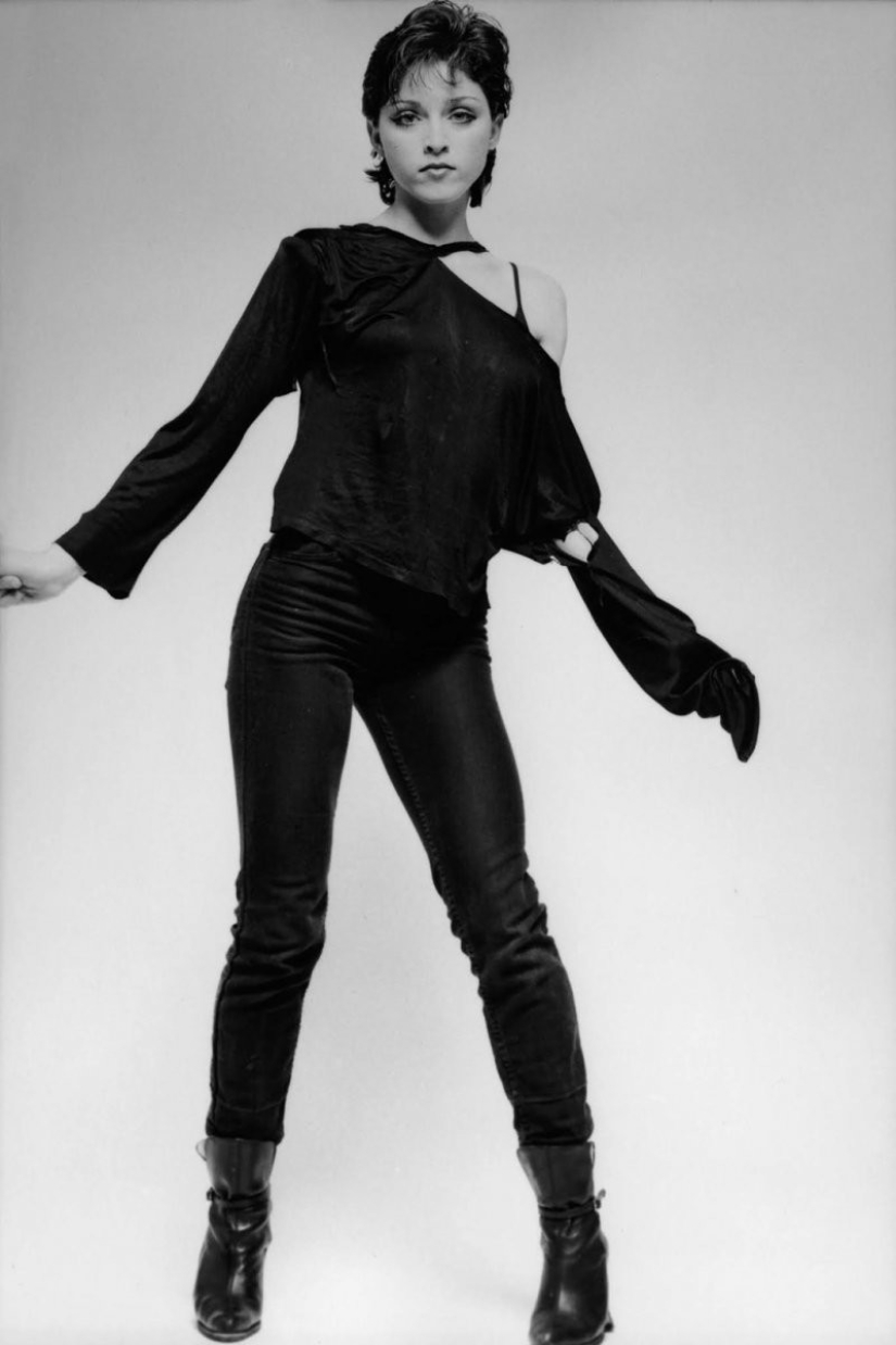 Joven y todavía desconocido Madonna con fotografías de Michael McDonnell Joven y todavía desconocido Madonna con fotografías de Michael McDonnell