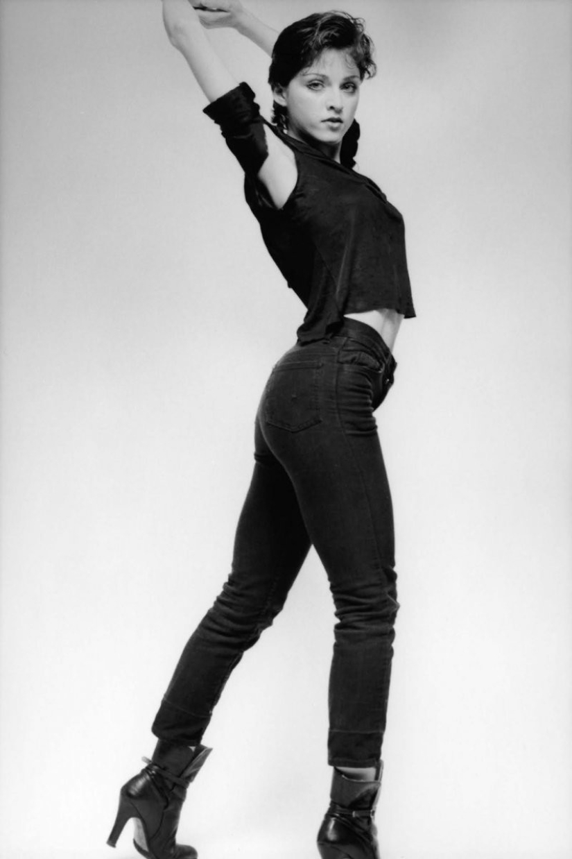 Joven y todavía desconocido Madonna con fotografías de Michael McDonnell Joven y todavía desconocido Madonna con fotografías de Michael McDonnell