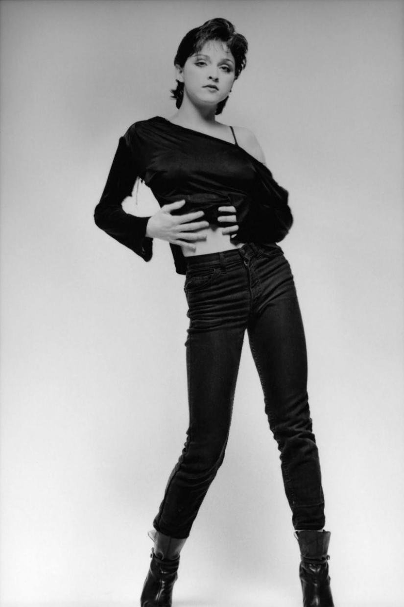 Joven y todavía desconocido Madonna con fotografías de Michael McDonnell Joven y todavía desconocido Madonna con fotografías de Michael McDonnell