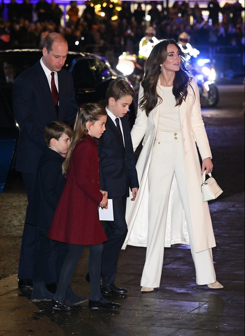 Kate Middleton Reveals Cancer Diagnosis, Asks For Privacy In Emotional Video Kate Middleton Reveals Cancer Diagnosis, Asks For Privacy In Emotional Video
