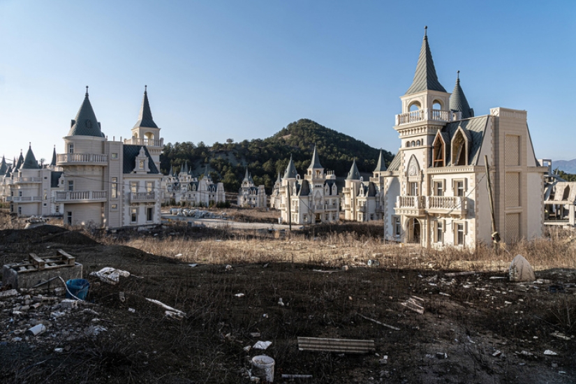 La ciudad de los castillos fantasma Burj Al Babas La ciudad de los castillos fantasma Burj Al Babas