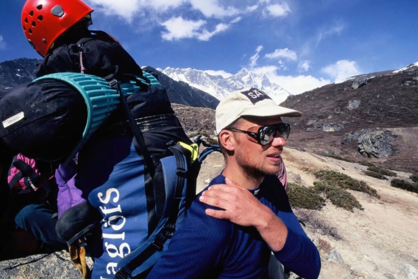 La historia del "sueco loco" Yeran Kropp, que fue en bicicleta al Everest La historia del "sueco loco" Yeran Kropp, que fue en bicicleta al Everest