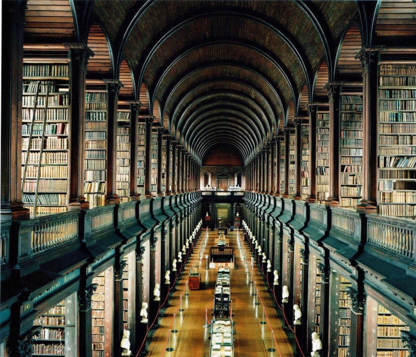 Las 10 bibliotecas universitarias más bellas del mundo Las 10 bibliotecas universitarias más bellas del mundo
