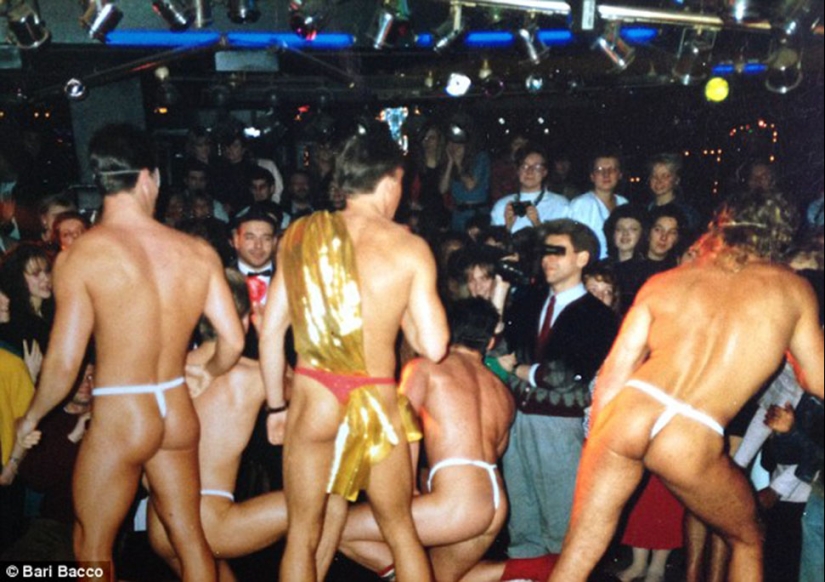 Las aventuras del equipo de strippers más famoso del mundo Las aventuras del equipo de strippers más famoso del mundo