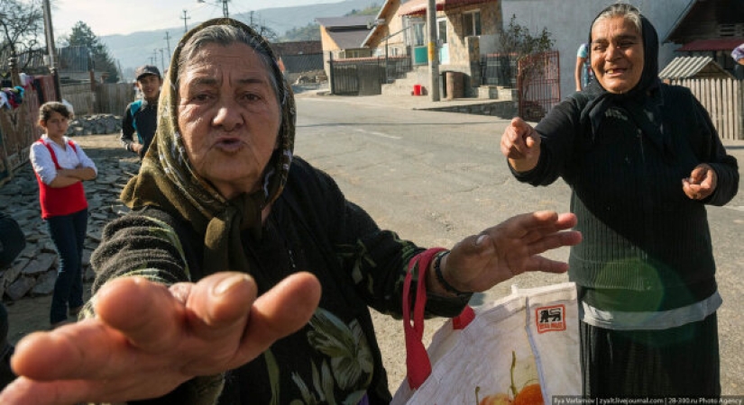 Los fundamentos de la Gitana de la hipnosis, o Como accidentalmente "apretón de manos de Oro" Los fundamentos de la Gitana de la hipnosis, o Como accidentalmente "apretón de manos de Oro"