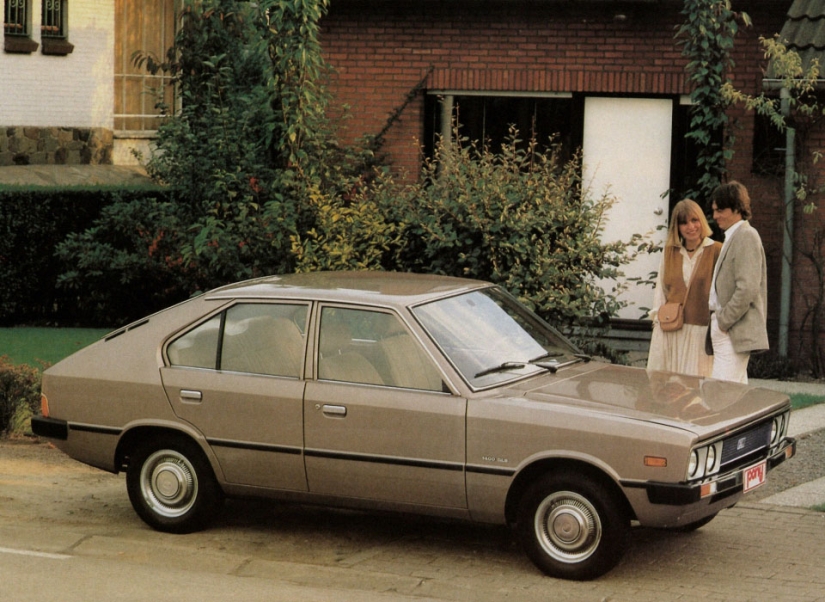 Los primeros coches de la historia de las grandes marcas