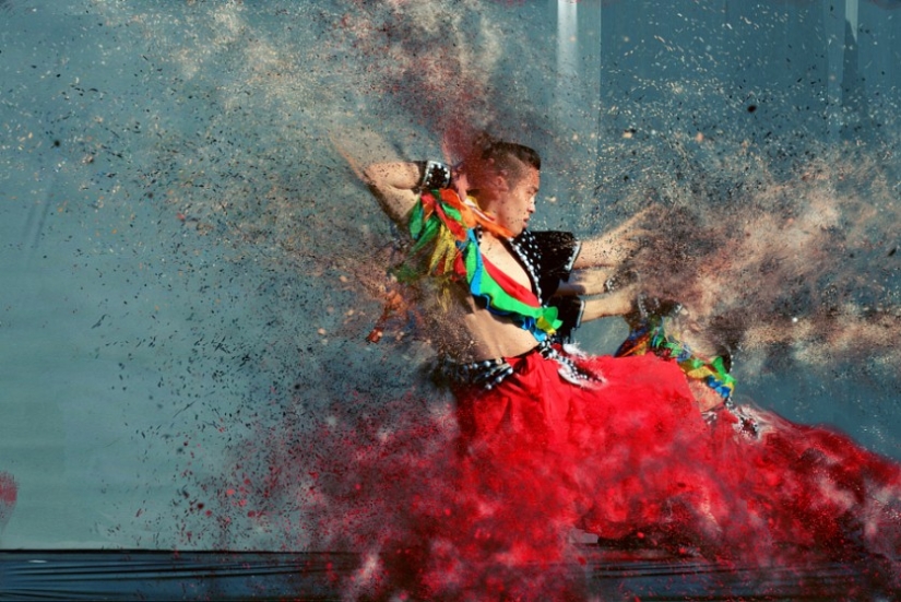 Lose yourself in the movement: Dancers in the lens of Pistol Whish Lose yourself in the movement: Dancers in the lens of Pistol Whish