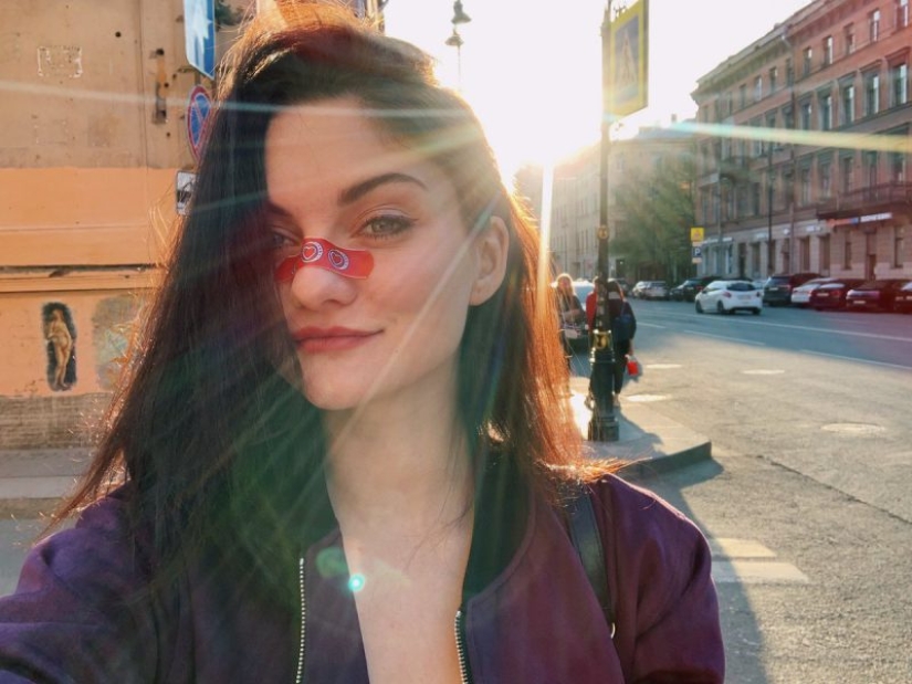 Monobrow, braces and 8 more appearance flaws that are considered attractive by other peoples Monobrow, braces and 8 more appearance flaws that are considered attractive by other peoples