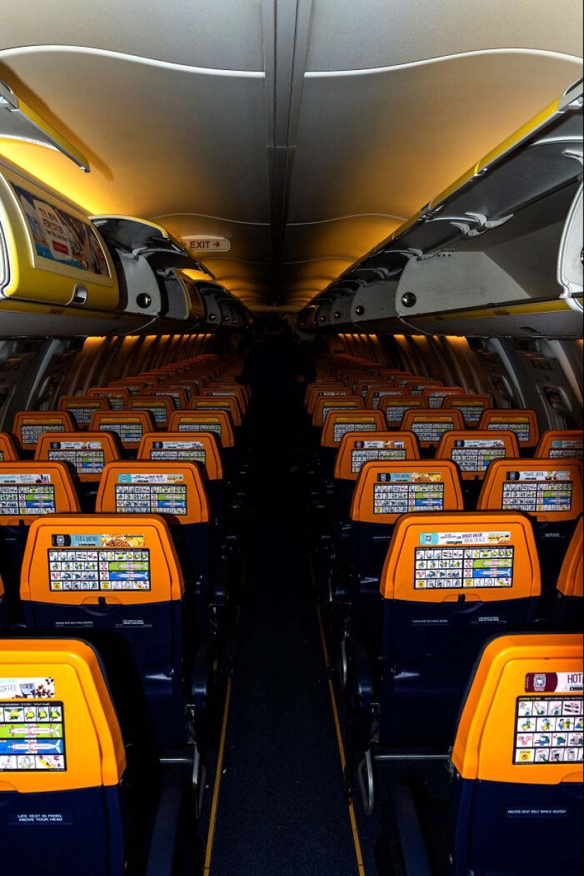 My 10 Photographs That Show The Reality Of Flying Economy