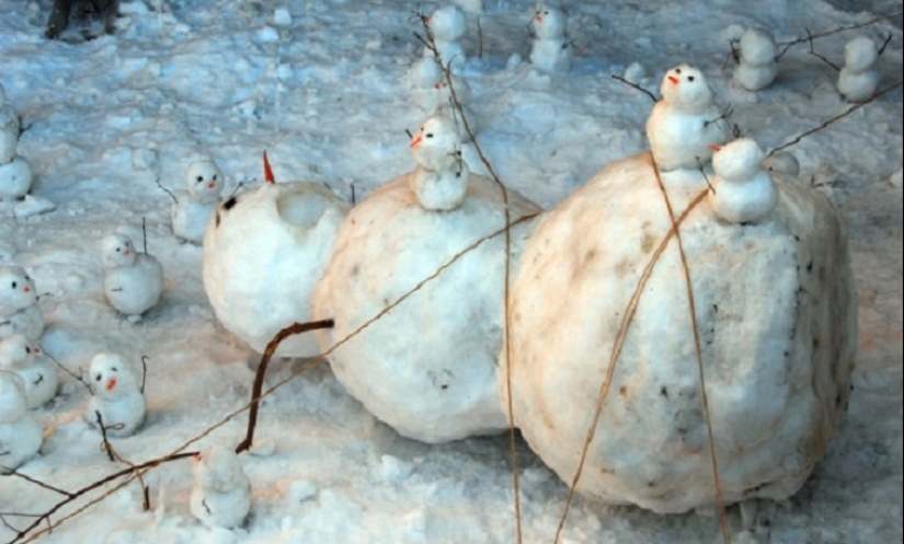 Not all snowmen are equally friendly Not all snowmen are equally friendly