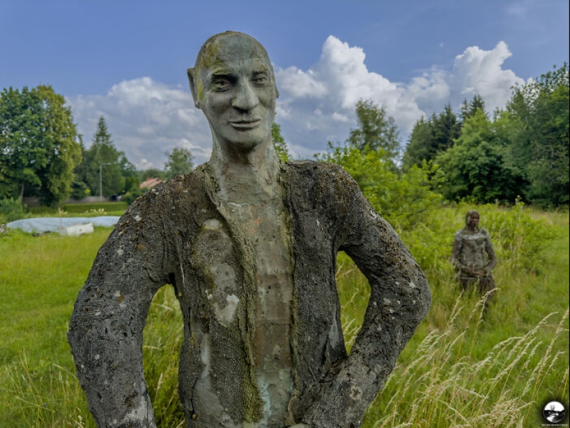 Off The Beaten Path: The Fascinating Sculptures Of Adam Szubski Off The Beaten Path: The Fascinating Sculptures Of Adam Szubski